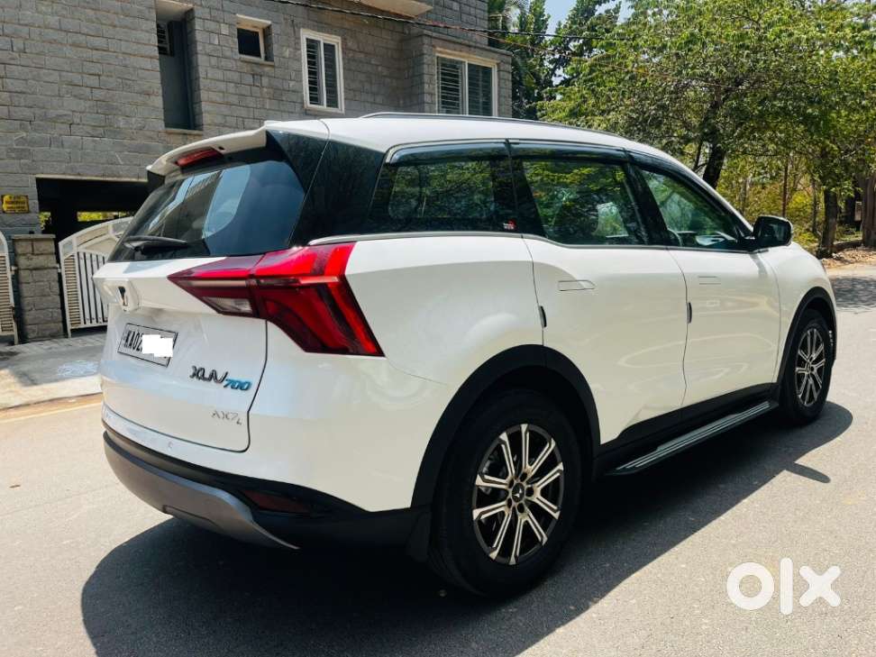 Mahindra Xuv700 2.2 Ax 7 Diesel At Luxury Pack Str Awd, 2023, Diesel