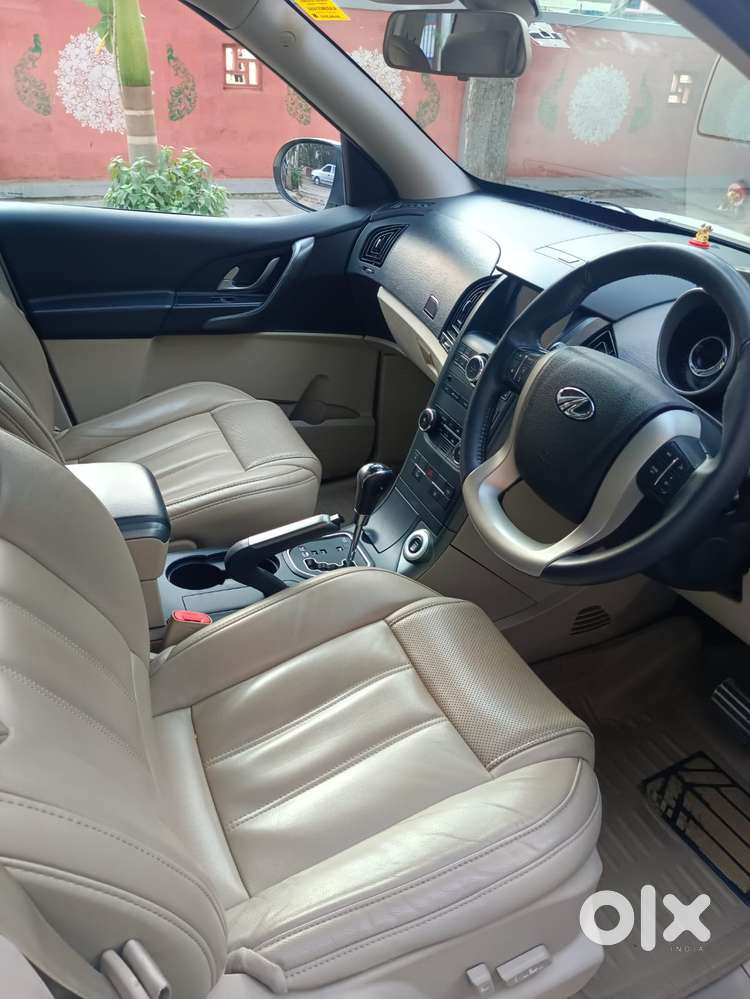 Mahindra Xuv500 W10 At, 2018