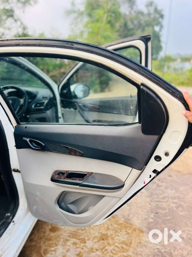 Tata Tiago Petrol Manual 2016