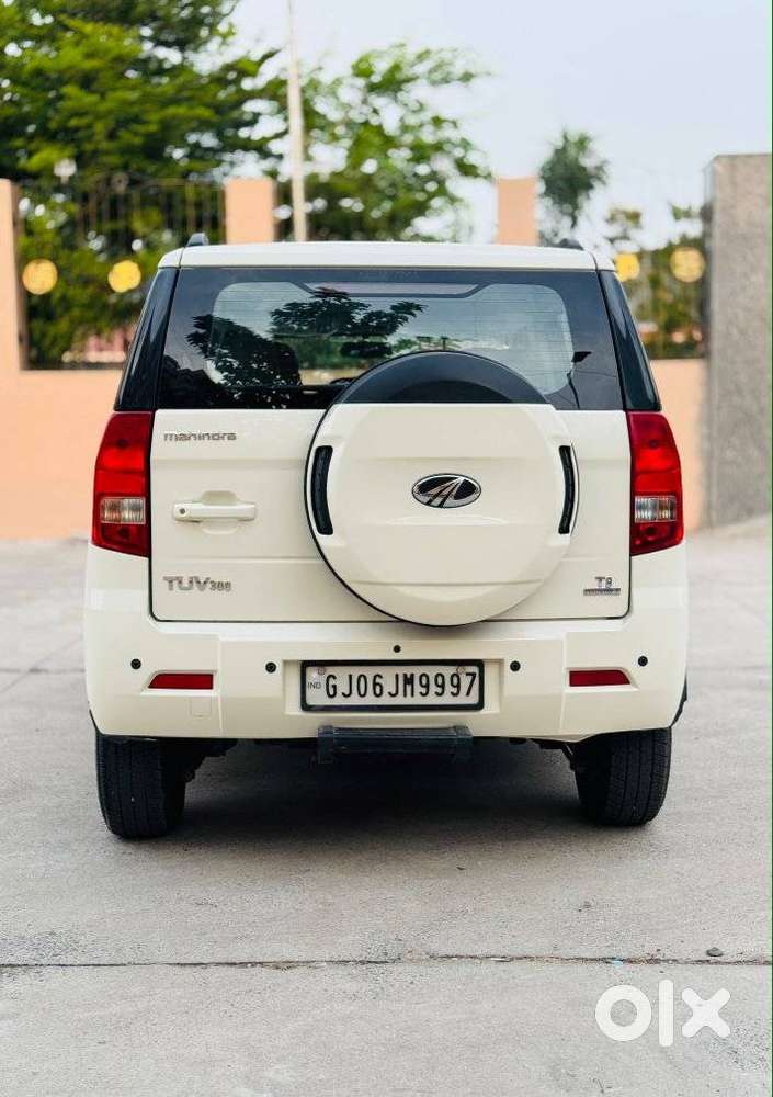 Mahindra Tuv 300 T8 Amt, 2015, Diesel