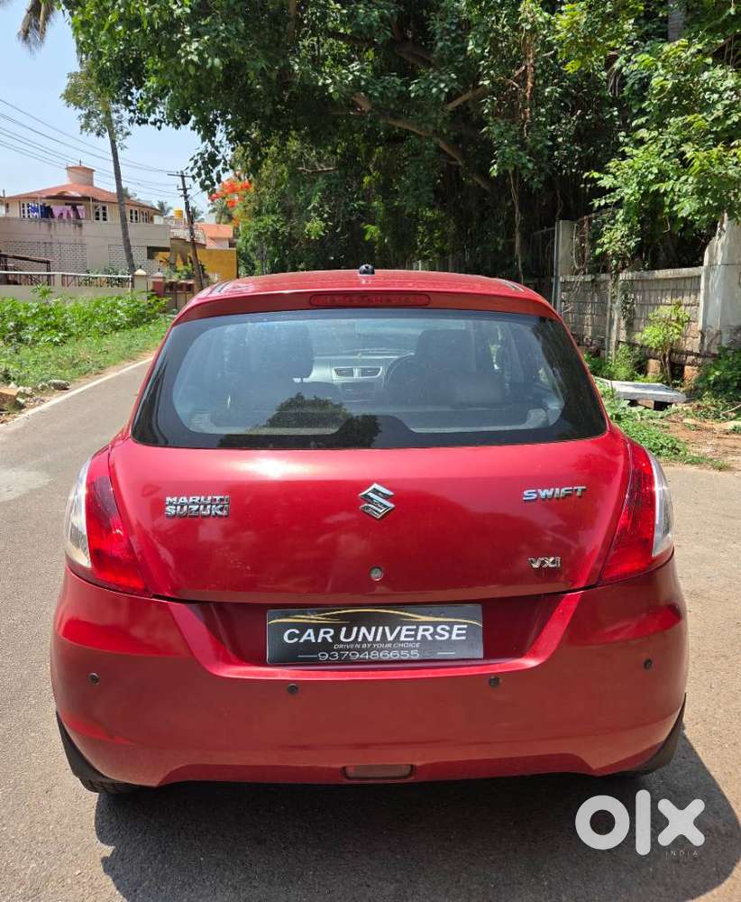Maruti Suzuki Swift Vxi + Manual, 2012, Petrol