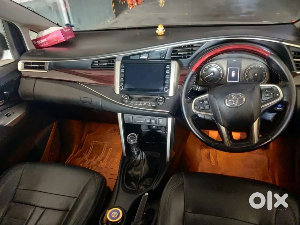Toyota Innova Crysta [2020-ongoing] 2.4 Vx 8 Str, 2021, Diesel