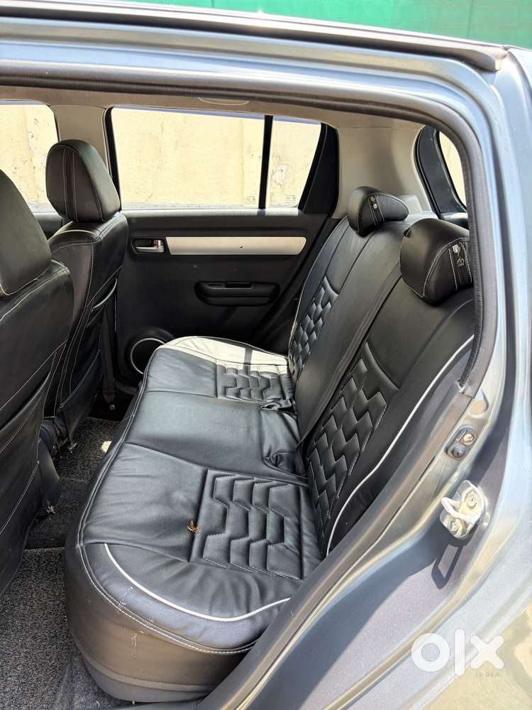 Maruti Suzuki Swift 1.2 Vxi (o), 2011, Petrol