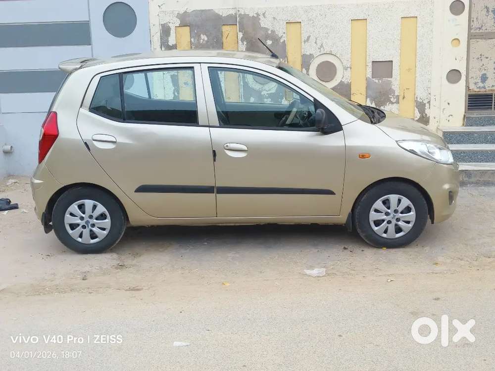 Hyundai I10 2012 Cng & Hybrids 98000 Km Driven