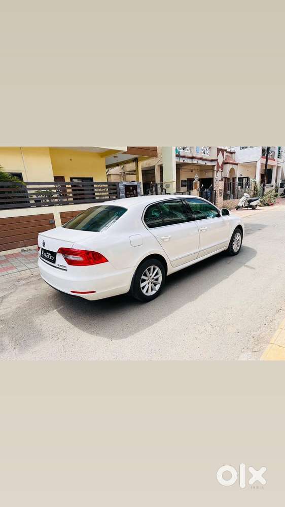 Skoda Superb 2013-2015 Elegance 2.0 Tdi Cr At, 2014, Diesel