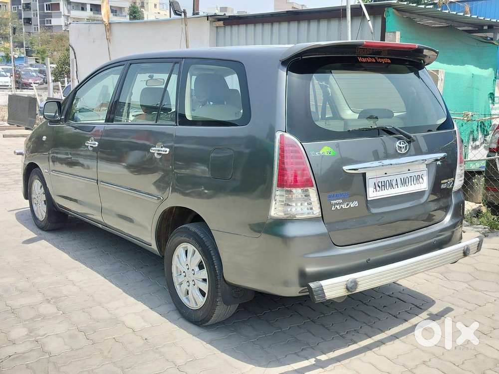 Toyota Innova 2.5 Vx 7 Str, 2010, Diesel