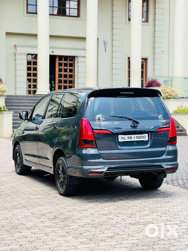Toyota Innova 2.5 Z Diesel 7 Seater, 2014, Diesel