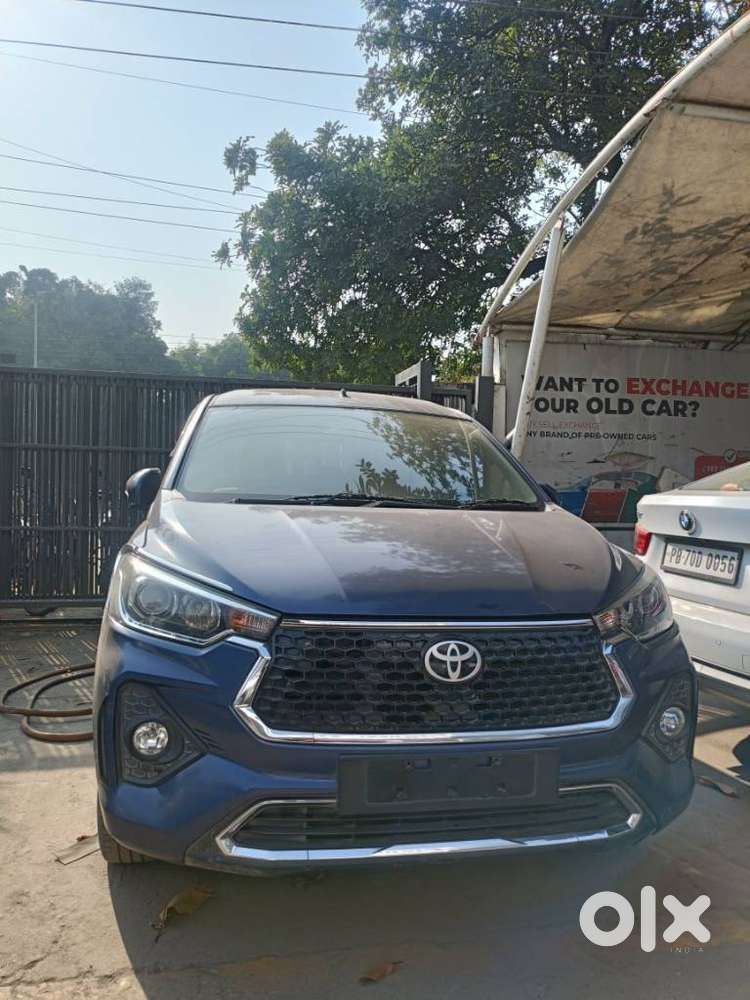 Toyota Rumion V At, 2023, Petrol