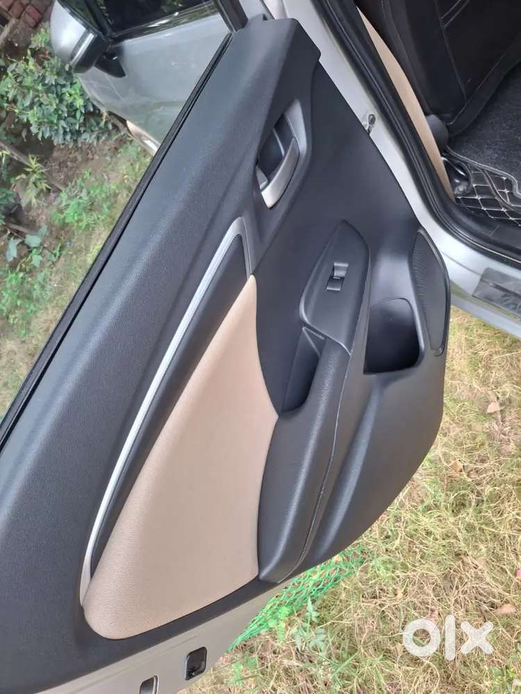 Honda Jazz 1.2 V Ivtech  2017 Petrol