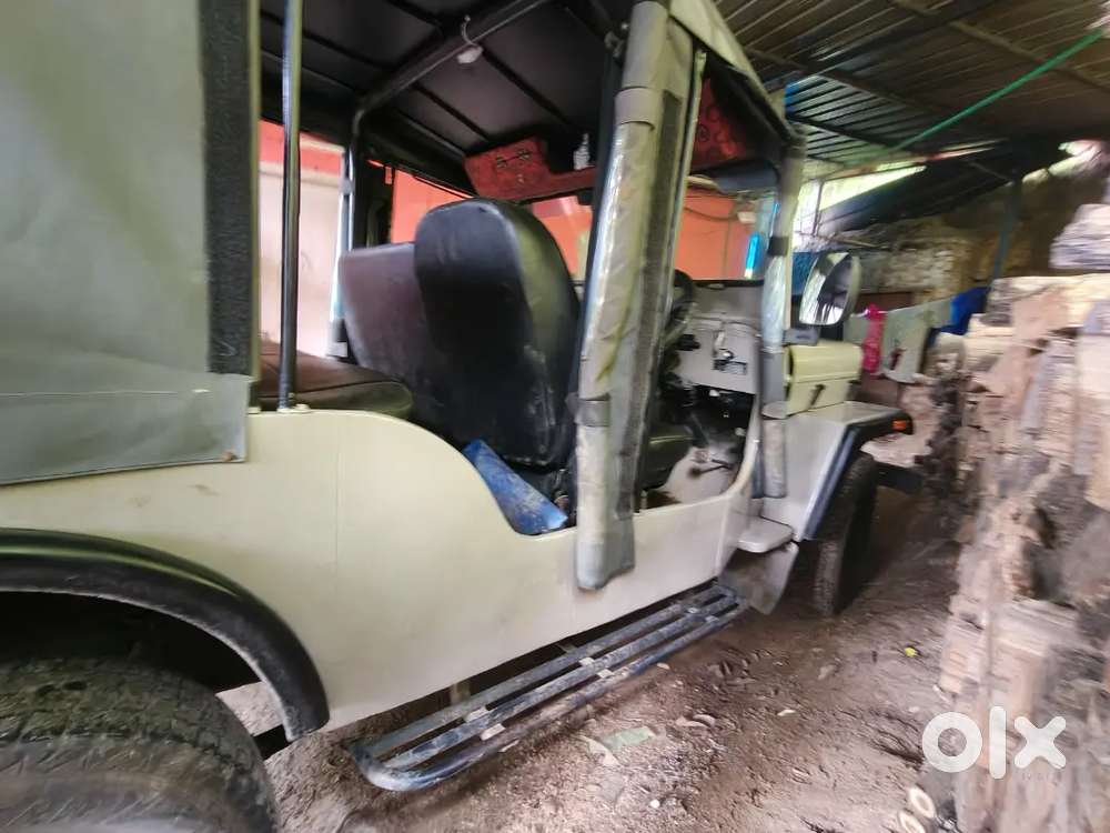 Mahindra Jeep Commander 1995