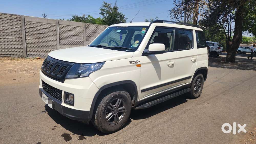 Mahindra Tuv 300 T10, 2020, Diesel