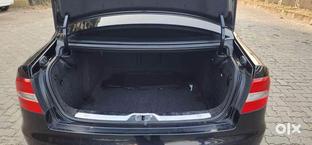 Skoda Superb 2013-2015 Elegance 1.8 Tsi At, 2014, Petrol