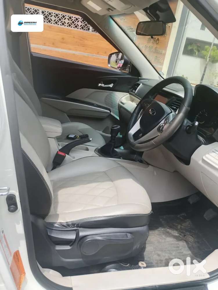 Mahindra Xuv300 W8, 2020, Petrol