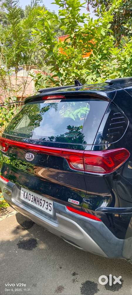 Kia Sonet, Black
