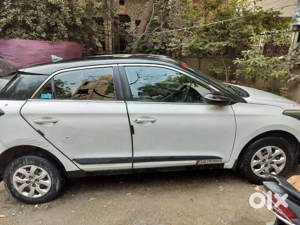 Hyundai Elite I20 2015 Cng & Hybrids 86444 Km Driven