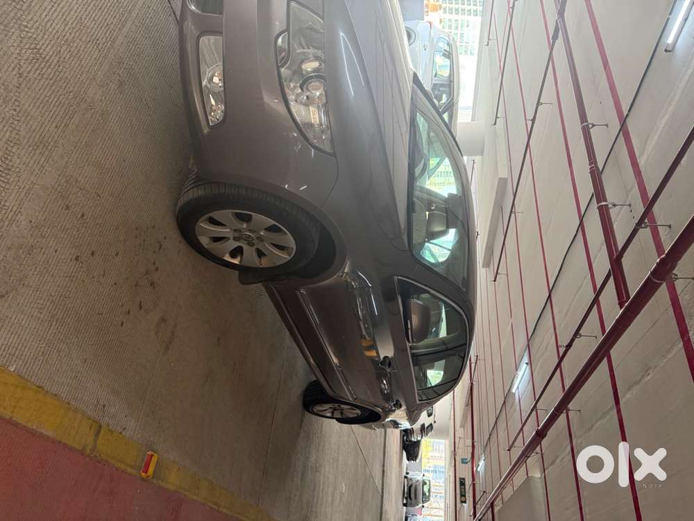 Skoda Superb Elegance 1.8 Tsi Mt
