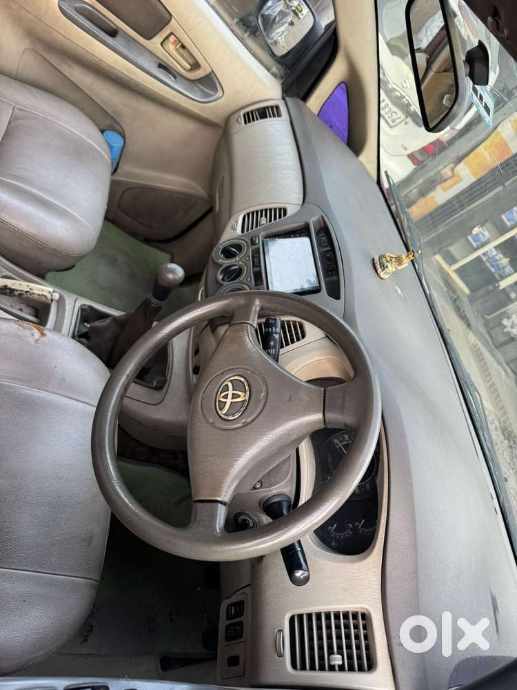 Toyota Innova 2.5 G (diesel) 8 Seater Bs Iv, 2006, Diesel