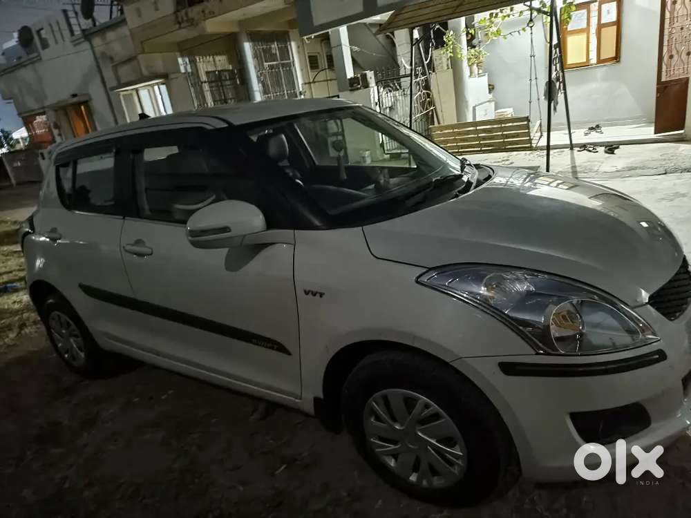 Maruti Swift Vxi 2013 Petrol + Cng