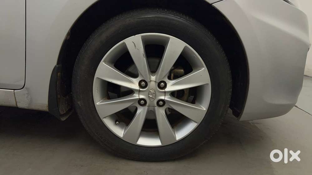 Hyundai Verna 1.6 Vtvt Sx, 2012, Petrol