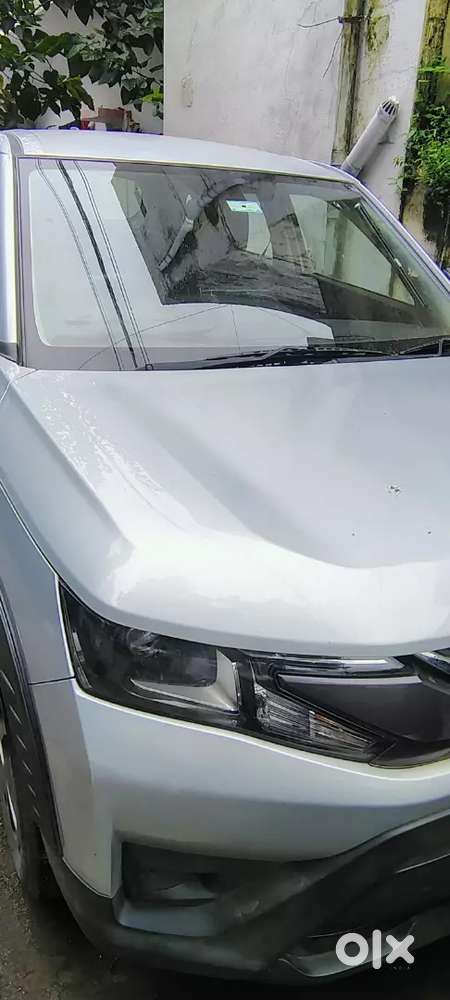 Maruti Suzuki Brezza Lxi 2022