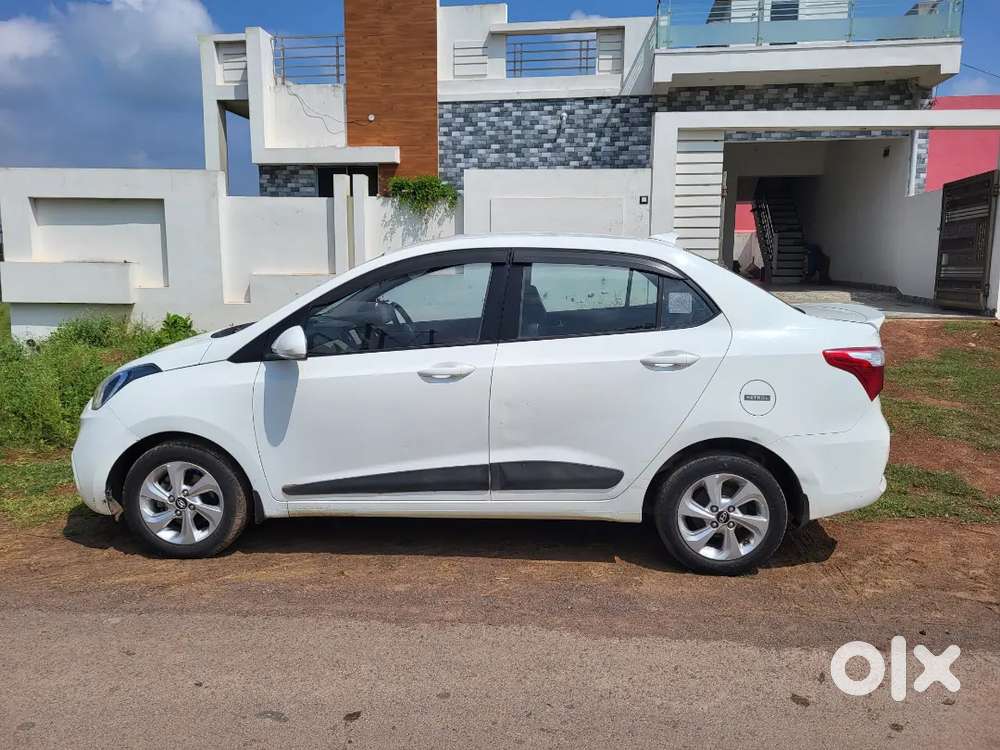 Hyundai Xcent 2018 Petrol Well Maintained