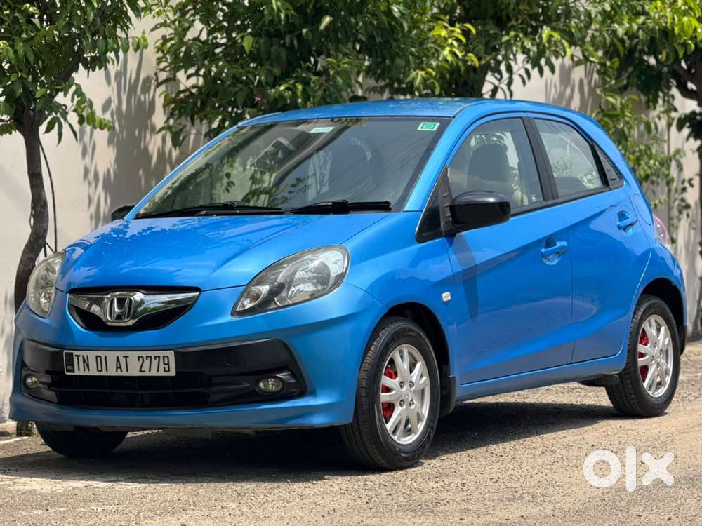 Honda Brio V Mt, 2012, Petrol