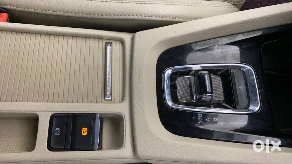 Skoda Octavia 2.0 Style Tsi At, 2022, Petrol