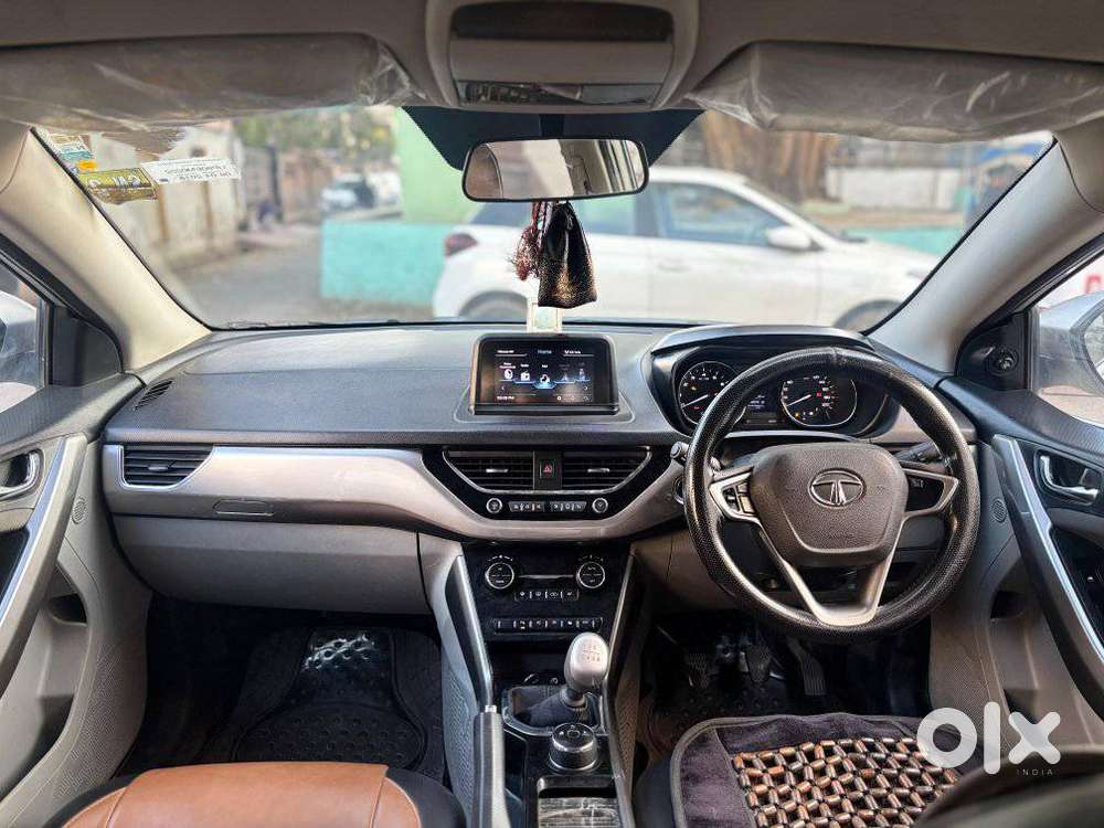 Tata Nexon 1.2 Revotron Xza Plus, 2018, Petrol
