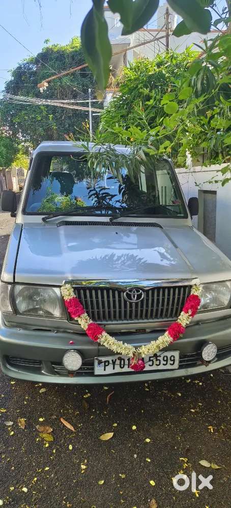 Toyota Qualis 2005 Diesel Well Maintained