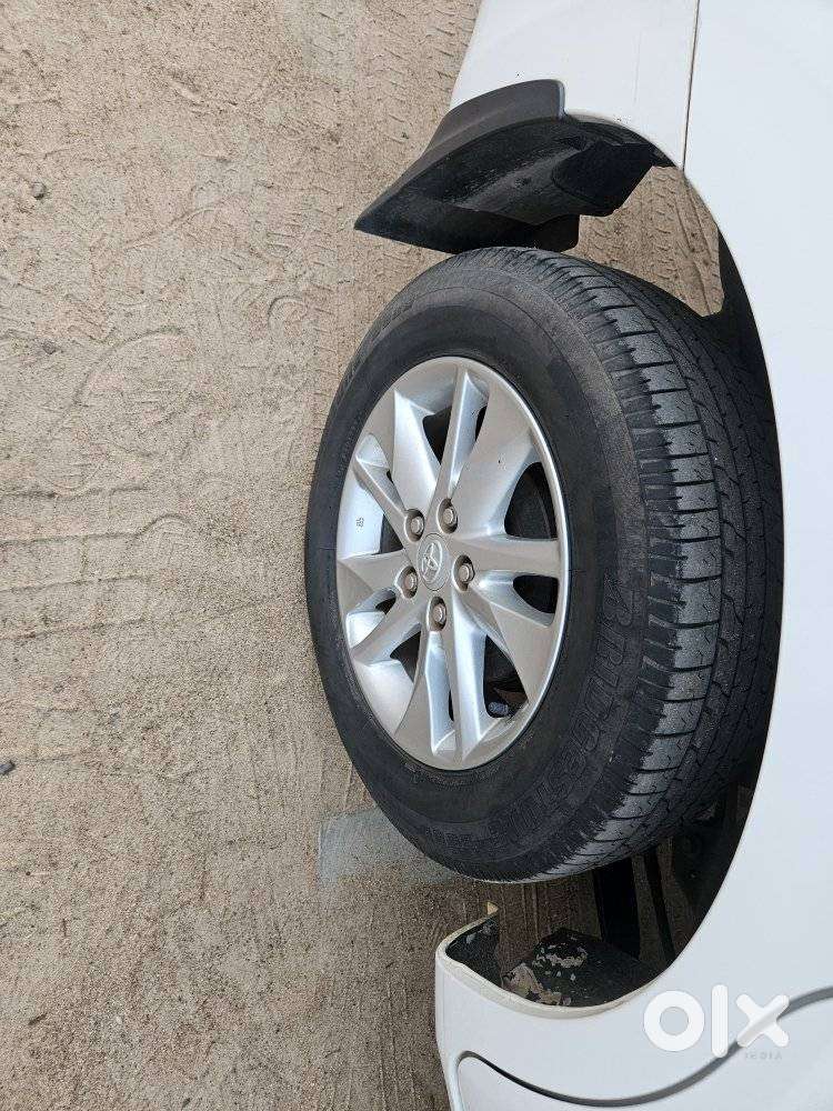 Toyota Innova Crysta 2.4 Gx Limited Edition At 8 Str, 2023, Diesel