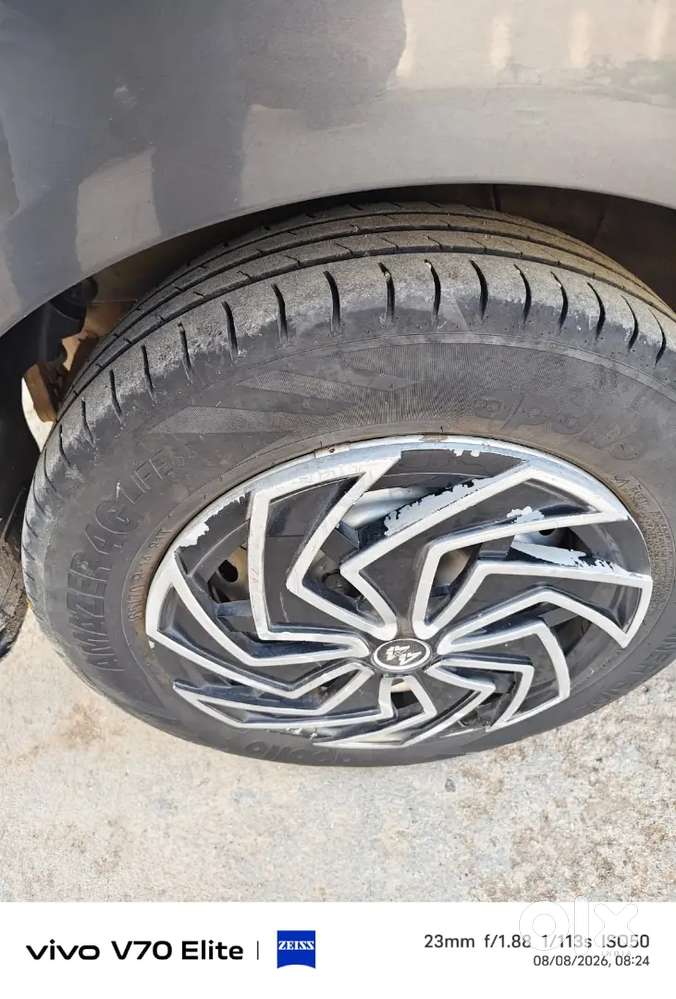 Hyundai Aura 1.2 Petrol 2024
