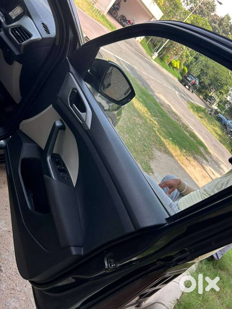 2022 Volkswagen Taigun Highline 1.0 Tsi At  1st Owner  Petrol Automa