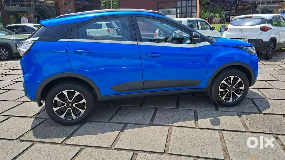 Tata Nexon Amt Xza Plus, 2020, Petrol