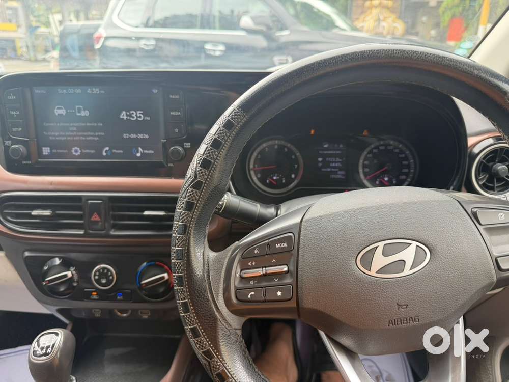 Hyundai Aura Sx 2023