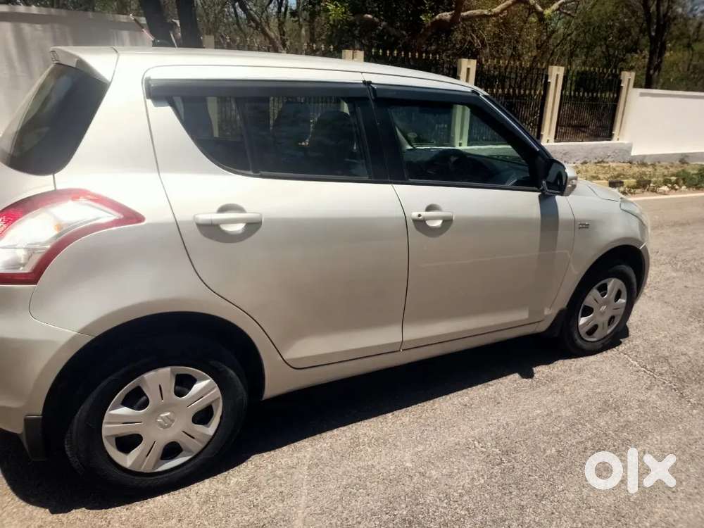 Maruti Suzuki Swift 2013 Diesel 88000 Km Driven
