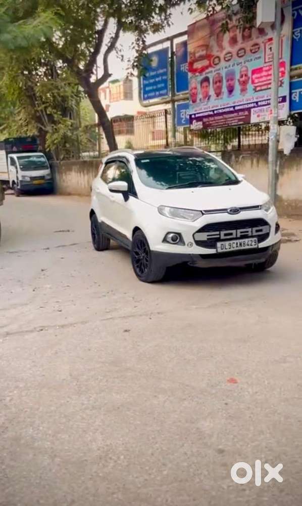 Ford Petrol 2017 Car