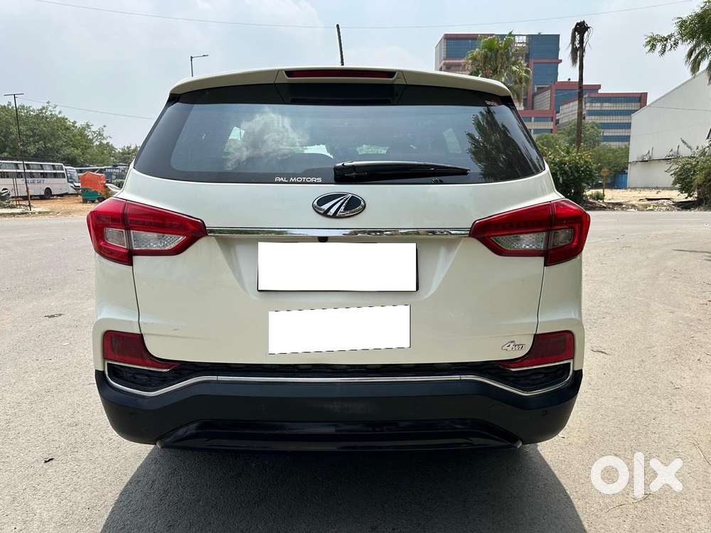 Mahindra Alturas G4 4x4 At, 2019, Diesel
