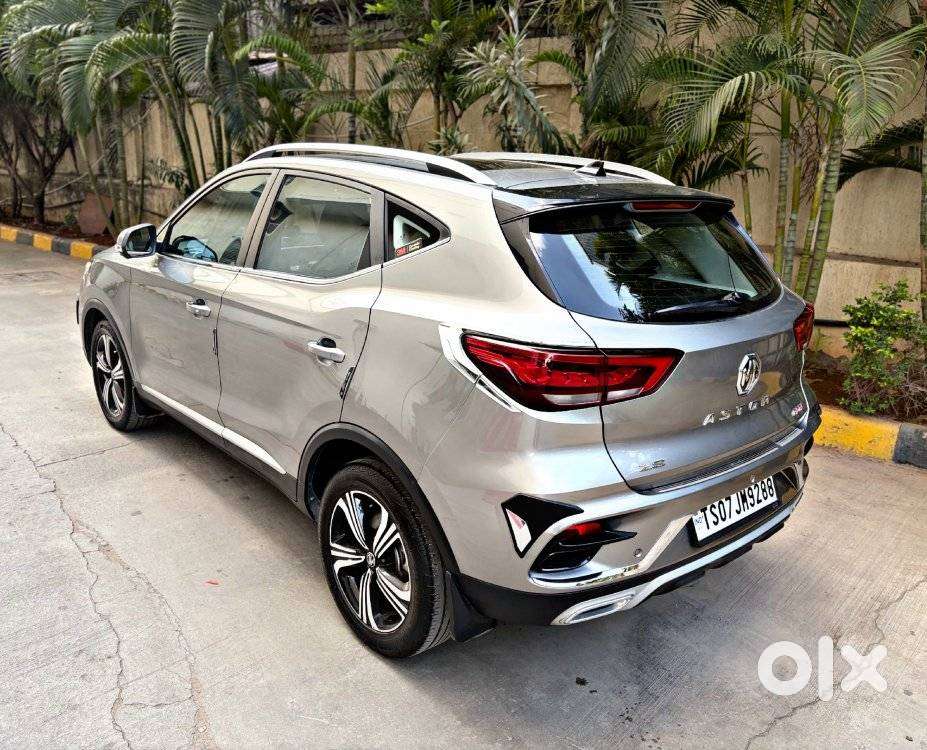 Mg Astor 1.5 Savvy Cvt S Red, 2022, Petrol