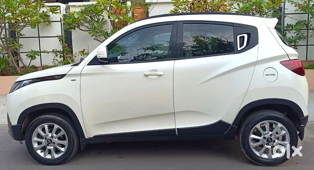 Mahindra Kuv 100 K8 5str, 2018, Petrol