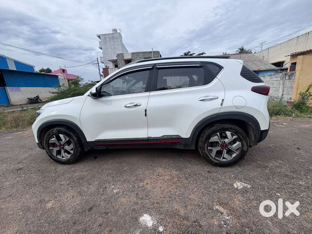 Kia Sonet Petrol Automatic 2021