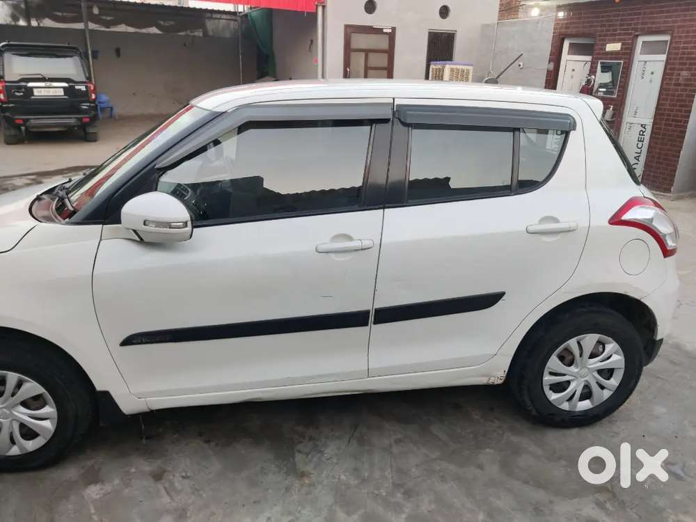Maruti Suzuki Swift 2016 Diesel 92000 Km Driven