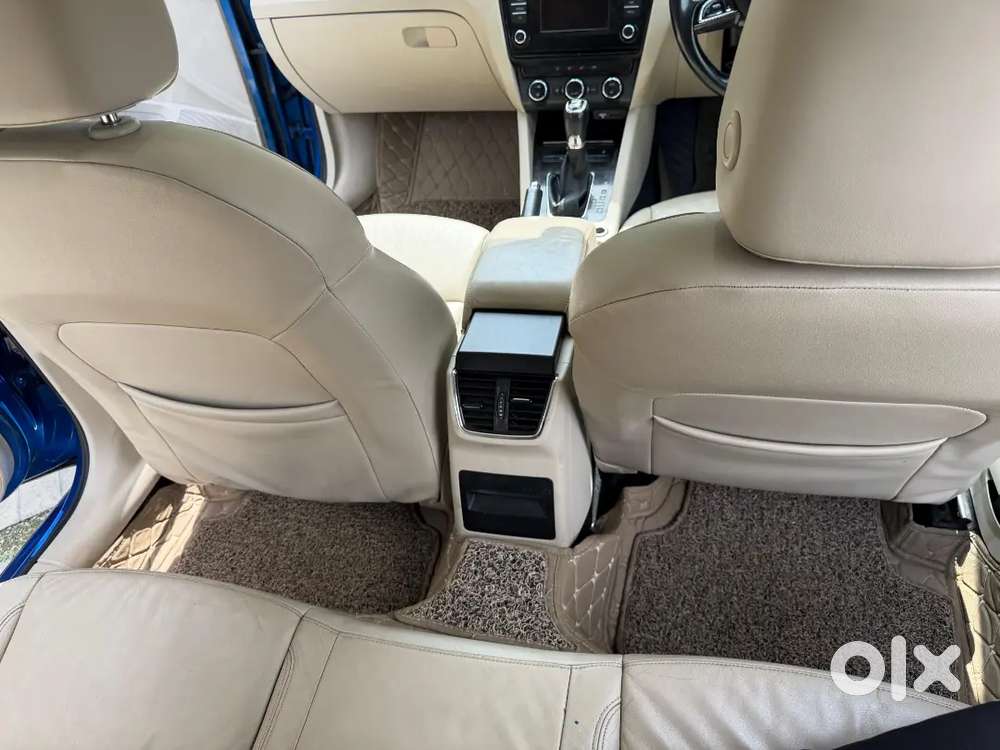 Skoda Octavia Elegance 2015 Diesel Automatic, Immaculate Condition.