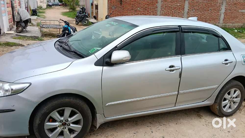 Toyota Corolla Altis Diesel 2011
