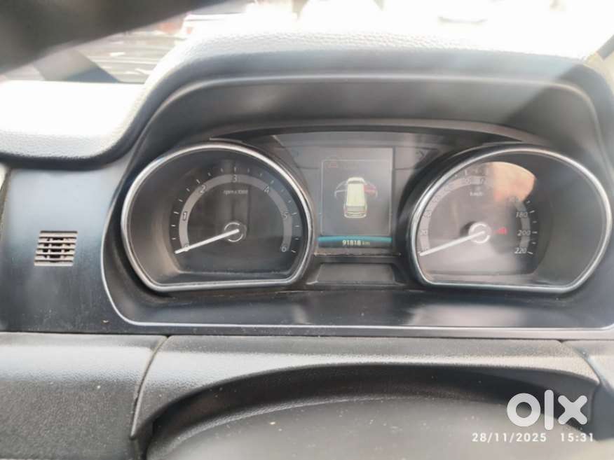 Tata Hexa 2.2 Xt 4x2 7 Str, 2017, Diesel