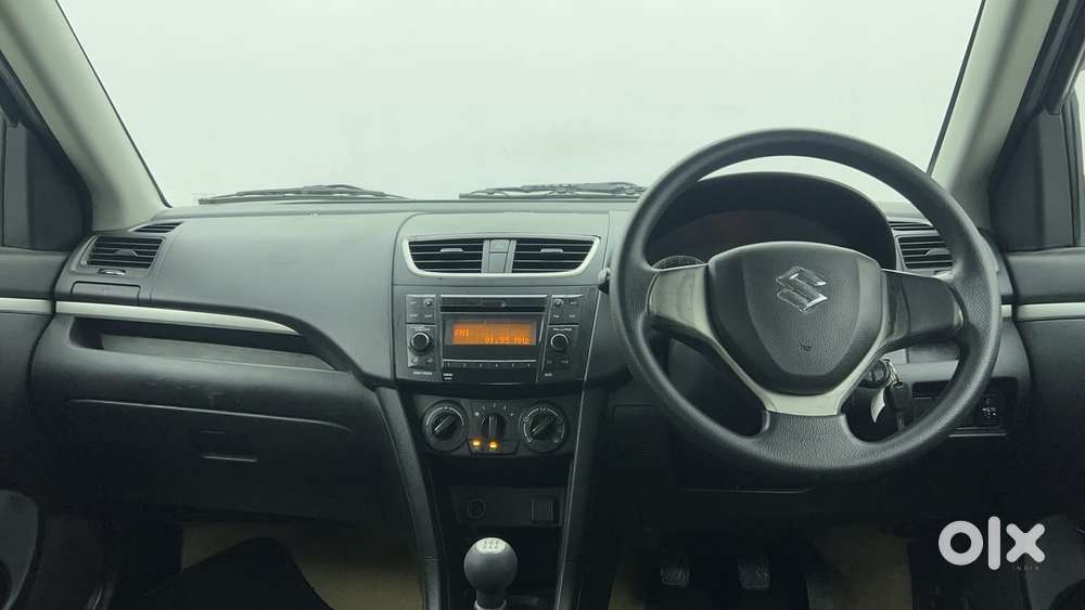 Maruti Suzuki Swift Vvt Vxi, 2016, Petrol