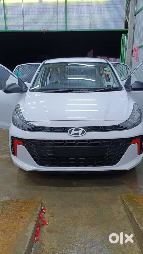 Hyundai Aura 1.2 S Cng, 2026, Cng & Hybrids