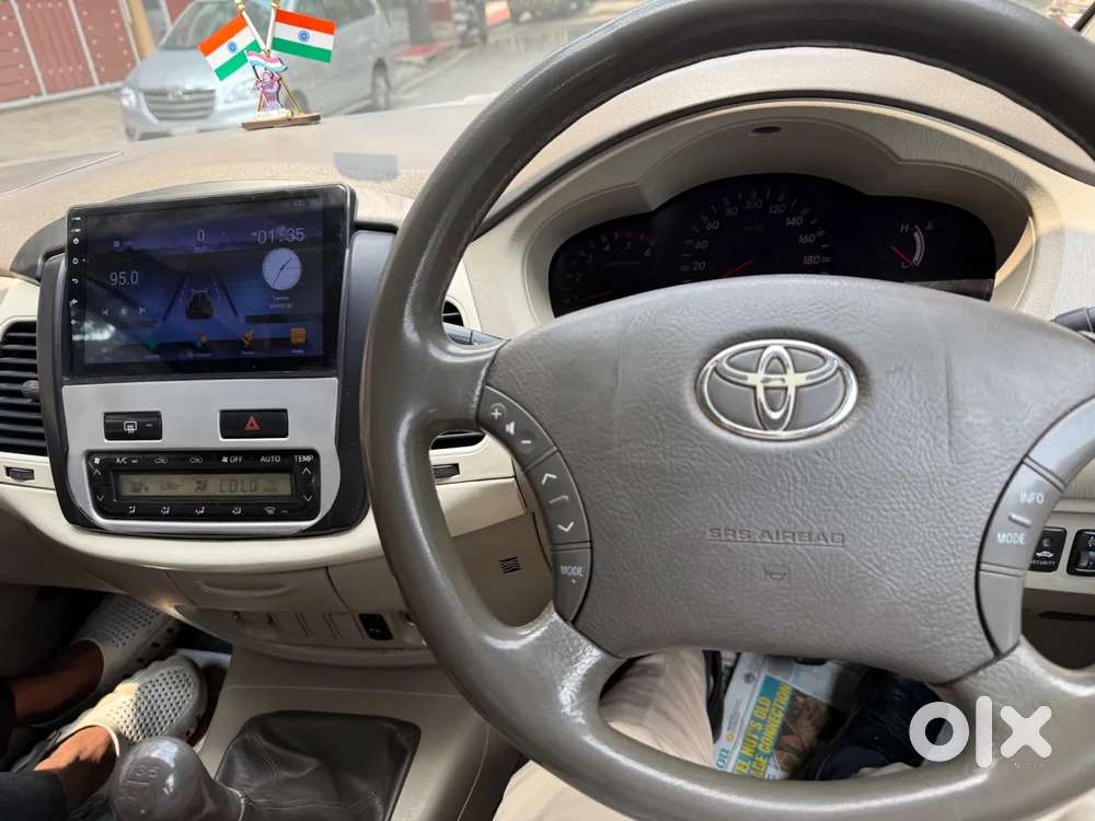 Toyota Innova 2.5 Vx 7 Seater Bs Iv, 2011, Diesel