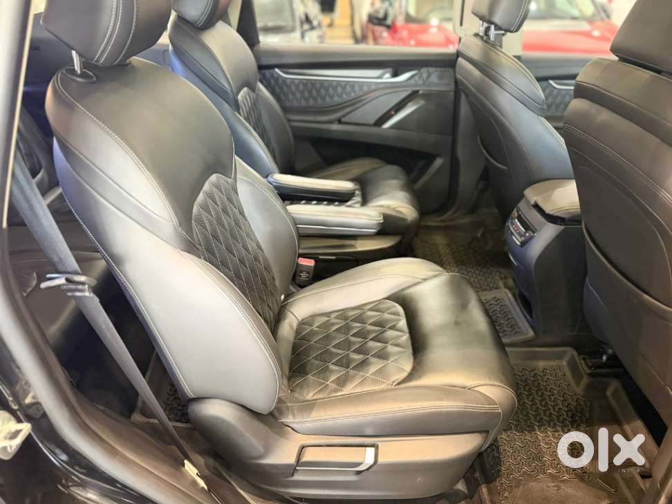 Mg Gloster Blackstorm 6 Str 2.0 Twin Turbo 4wd, 2024, Diesel