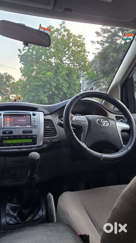 Toyota Innova 2.5 Vx 8 Str, 2015, Diesel
