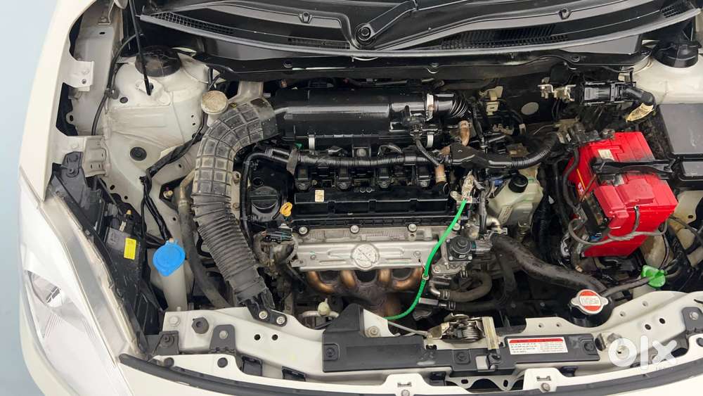 Maruti Suzuki Dzire Vxi Ags, 2022, Petrol